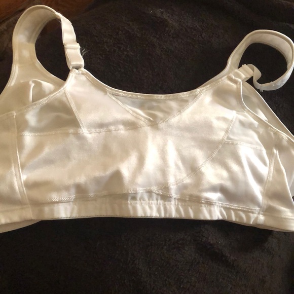 Playtex Bra size 42B - Picture 2 of 3